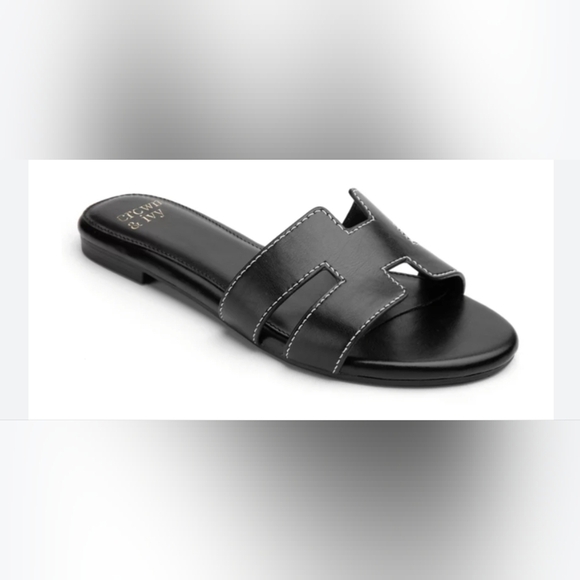 crown & ivy Shoes - Crown & Ivy Raven H Band Sandals In Black, Size 7
